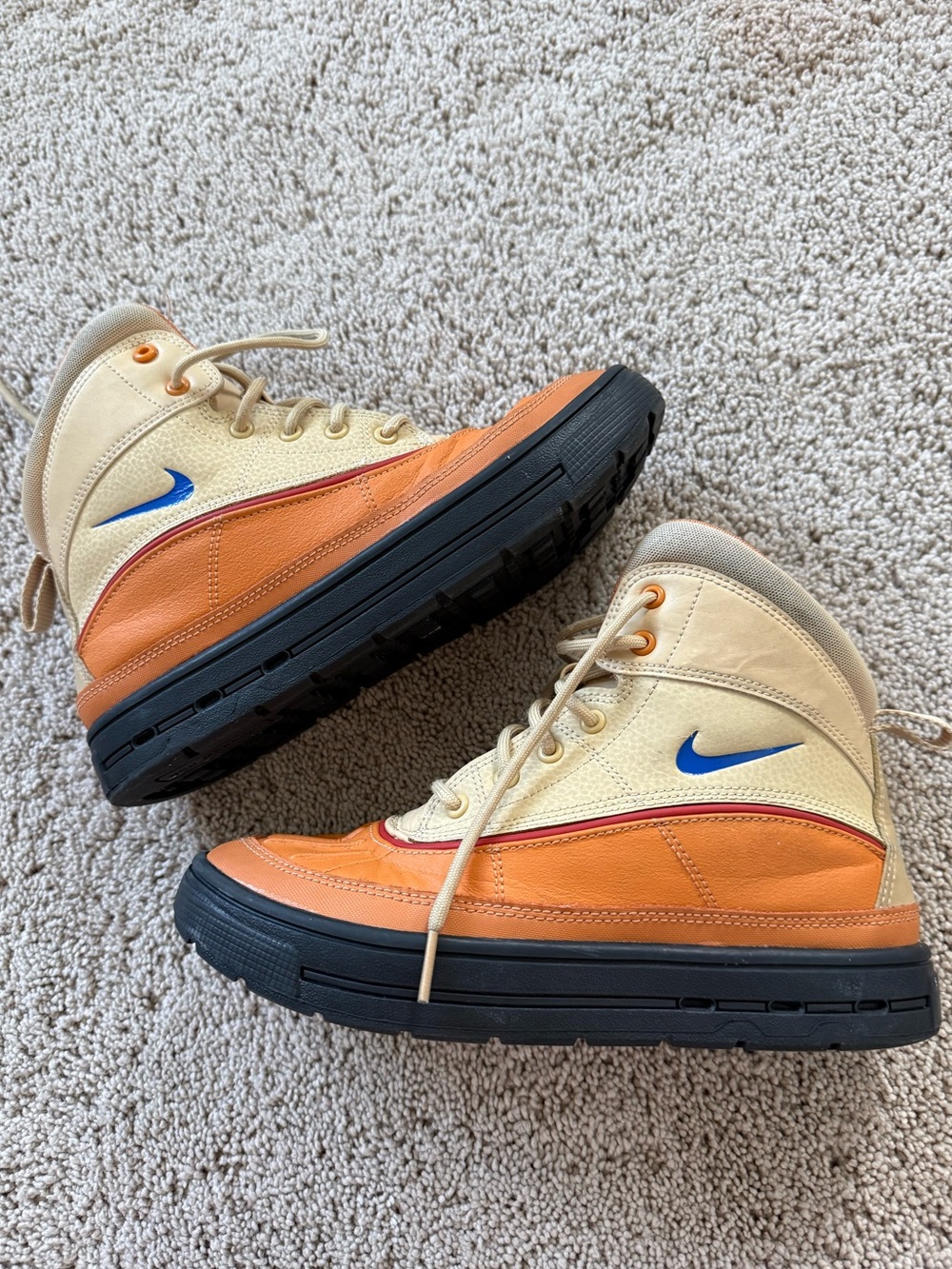 Nike Woodside 2 High ACG 'Sesame Hot Curry' 524872-201 5Y